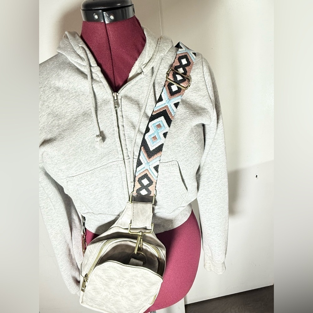 Gray Crossbody Bag with Patterned Strap - Picture 2 of 8